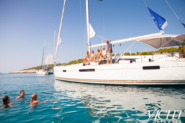 greece-sailing-summer-holiday-yacht-getaways