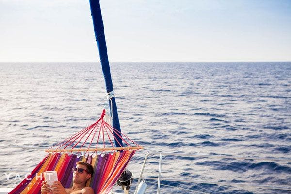 Book a sailing getaway to Croatia - Eat, drink and relax