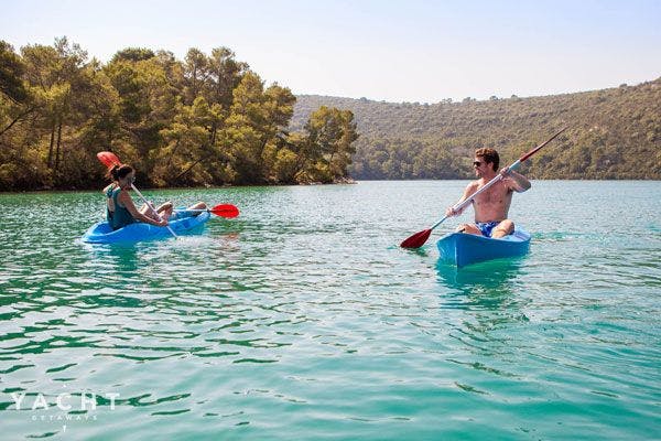 Canoe adventures - Blue water paddling