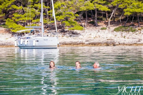 Croatian yacht adventure - exploring peaceful coves