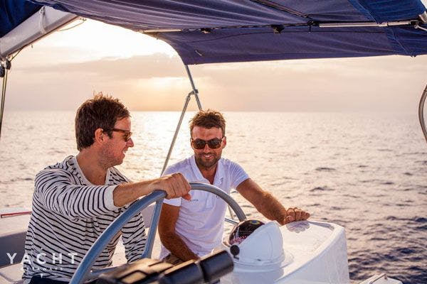 Learn to sail - Book a Greek trip
