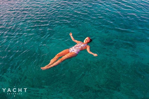 Croatian sailing holidays - Take a dip